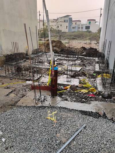 Bhopal Amar civil construction services 🏡📞 
@ RCC structure complete work 100sq.ft 
@ Without material 400sq.ft 
@ With material 1399sq.ft 
At location Bhopal 🏠