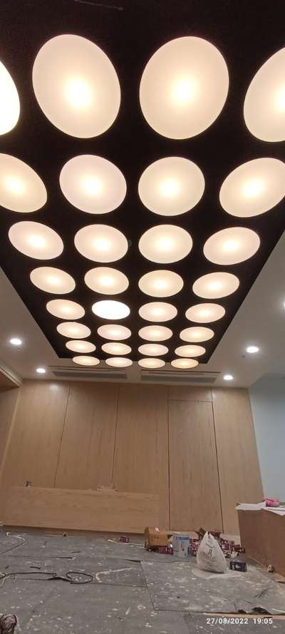 MEETING ROOM Lighting work
 #meeting_room  #OfficeRoom   #officelight  #electricalwork  #Electrician  #cps