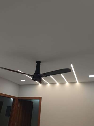 A small, flat, but thoughtfully designed space with a warm -themed full ceiling and profiled lighting that adds a charming touch to the flat.

9446444810