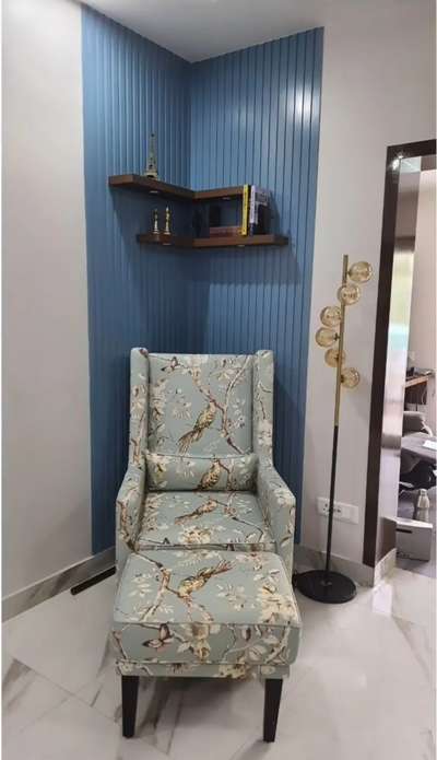high back chair with wall pannal