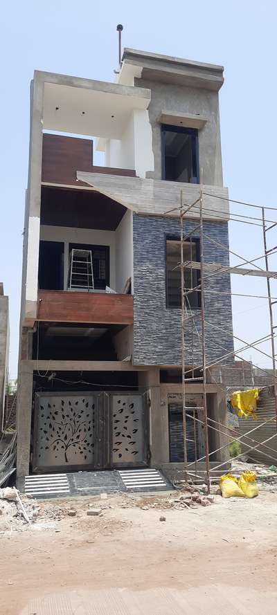 Karori Construction Works 
#HouseConstruction 
#InteriorDesigner 
#Architectural&Interior 
#interiorpainting 
#HomeAutomation 
#indorecity