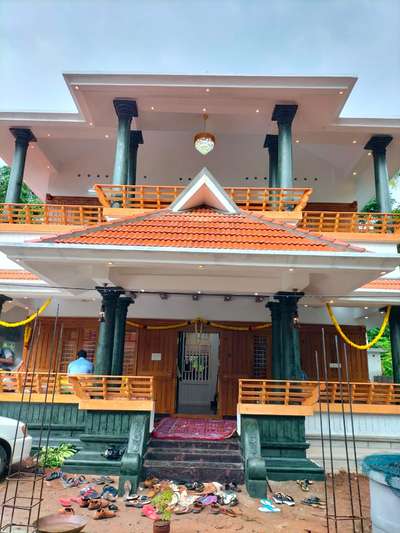 നിങ്ങളുടെ സ്വപ്ന ഭവനം ഞങ്ങൾ യാഥാര്‍ത്ഥ്യം ആക്കി മാറ്റാം arrow Wood builders ലൂഡേ