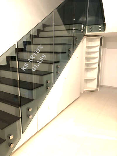Staircase Side Railing luxurious look ...