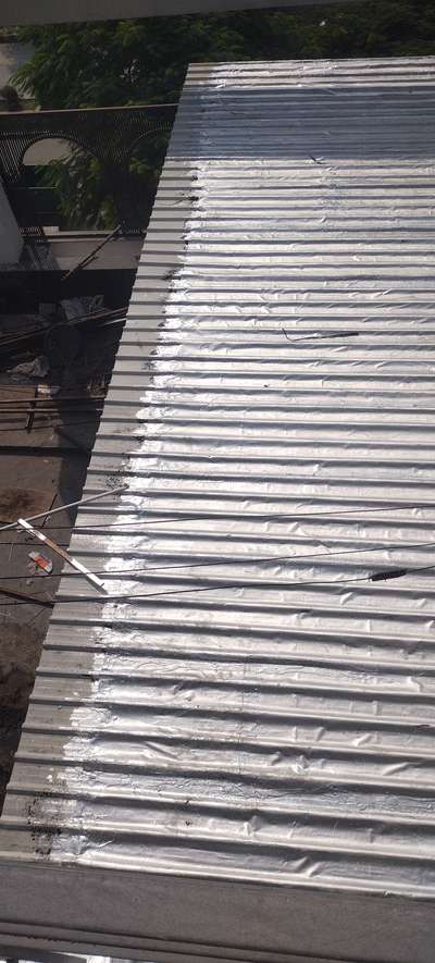 aluminium  bitumin waterproofing  coating for tin roof Rate 30 to 45 per sq fit