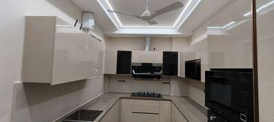 #homeinterior #flatinterior #LargeKitchen #KitchenInterior