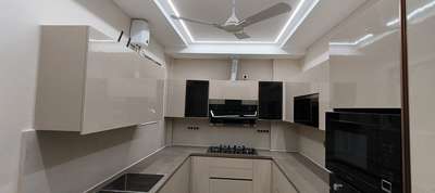 #homeinterior #flatinterior #LargeKitchen #KitchenInterior