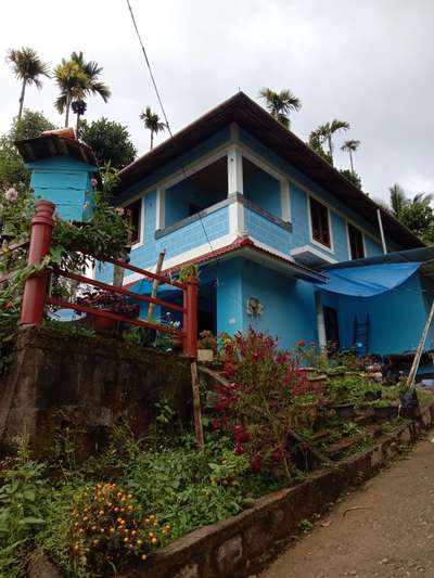 സ്വന്തമായി നിർമ്മാണം