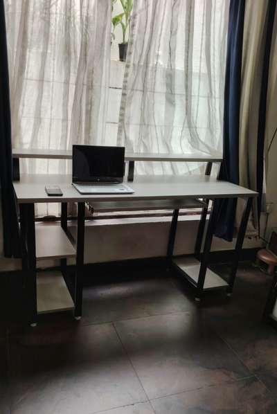 #Homemade
working table
Office
Et.