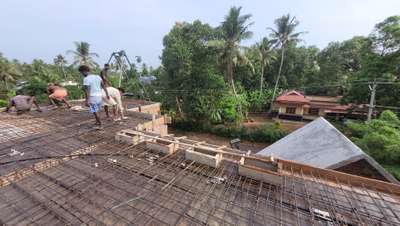 Casting Day at Siju residence Irinjalakuda
 #architect #slab #rcc #casting #site