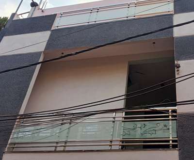 balcony glass Railing.
.
.
.
 #railings #railing #glass #interiordesign #design #welding #architecture #railingtangga #stairs #railingbalkon #railingstainless #construction #staircase #railingtanggaminimalis #railingstainlessteel #railingkaca #glassrailing #railingkayu #railingminimalis #steel #railingsurabaya #railingmurah #railingcustom #loncengtiang #railingsidoarjo #gates #railingtanggakacatempered #handrail #aksesorisrailingtangga #knopkaca