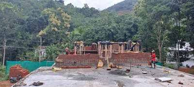 Building contractor. Pleas condact 8590080991.