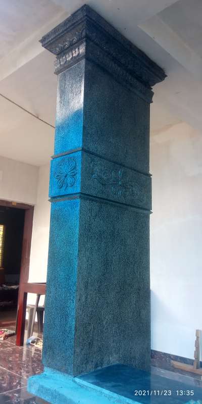 stone finish rectangual piller.