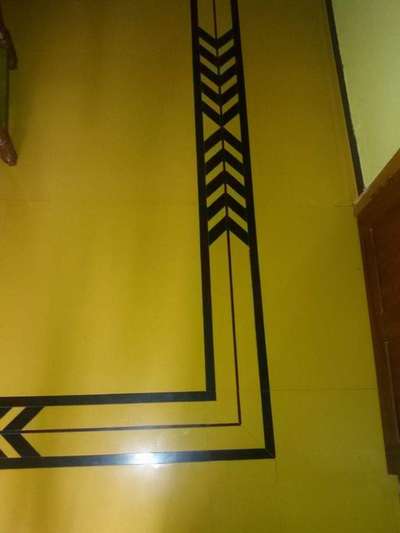 An old design work in yellow tile....