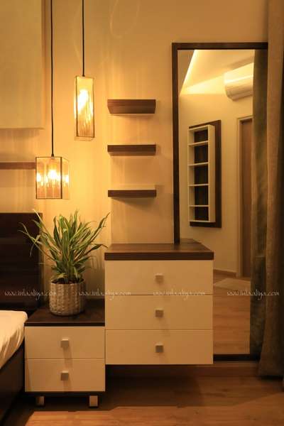 #InteriorDesigner  #BedroomDecor  #mirrorunit  #BedroomCeilingDesign   #sidebox