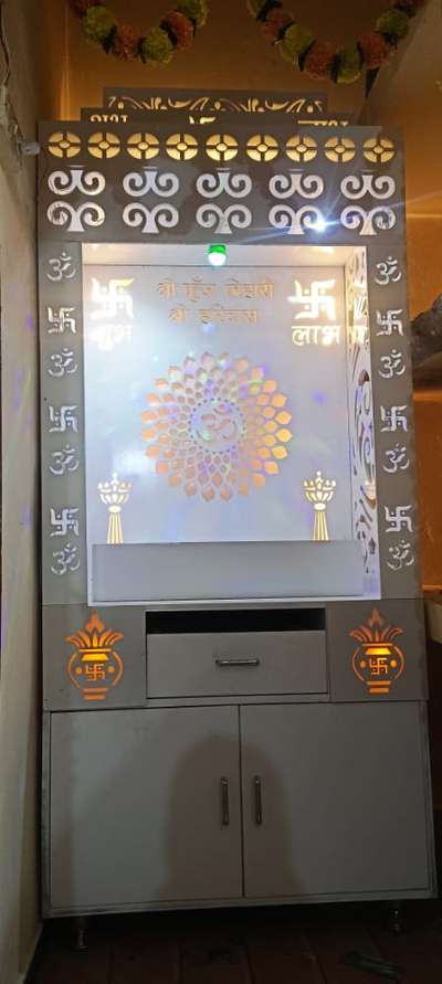 mandir design available contact no.9953767855