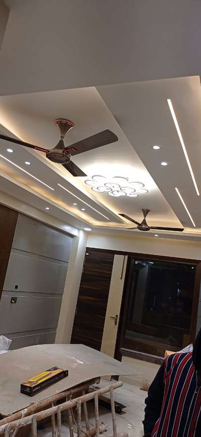 #FalseCeiling #FalseCeilinideas #FalseCeiling_llighting_flooring #FalseCeilinideas #falseceilingdesign