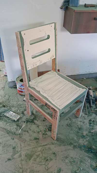 Tining Chair
Elite Builders