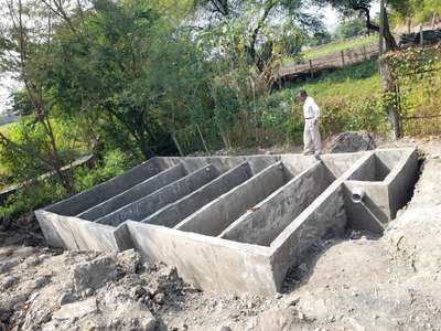 is trah ka tank banane k liye karigar chaiye.. 
Devguradiya, Indore