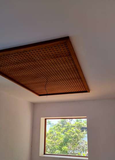 gypsum ceiling design with veneer

 #GridCeiling  #WallDecors  #kerala  #keralahomes  #keralabudgethome  #keralahomeinteriorexterior  #keralagodsowncountry  #kerala_architecture