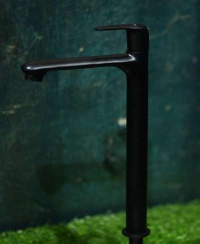 Black piller tap