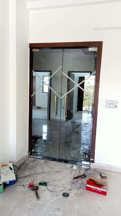 12.mm tafan glass
double door