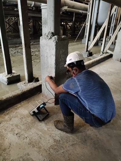 Checking of homogeneity of concrete.