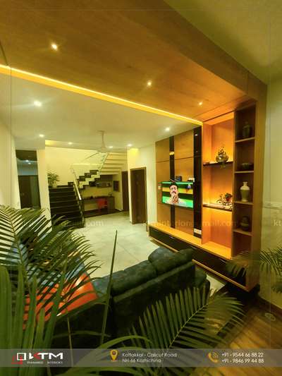 Family Living T.V Wall Mount Panaling 

 #ktm_interiors 

#Malappuram #kottakkal 
#Architectural&Interior #keralahomedesignz    #ContemporaryHouse #KeralaStyleHouse
 #LivingRoomTVCabinet 
 #modularTvunits 
#tvunitdesign