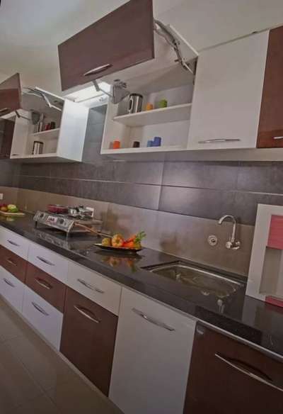 Modular Kitchen

 #ModularKitchen  #KitchenIdeas  #LargeKitchen  #furnitures  #InteriorDesigner
