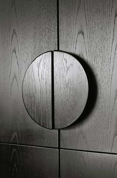 #4DoorWardrobe  #SKI  #Handle_designs  #Sales 

 #sagwan  #viner