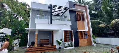 ഈ വീട് 2400 sqft ആണ്  
നിര്‍മ്മാണ ചിലവ് 48 Lakhs ആണ് ആയിട്ടുള്ളത് 
client: Mr Praveen & Adv veena raveendran..
Location: vellayani  (TVM dst)

നിങ്ങള്‍ക്ക് വീട് വെക്കാൻ plan ഉണ്ടോ ?? total customize ചെയ്തു കൊണ്ട് പൂർണ്ണ ഉത്തരവാദിത്വതോടു കൂടി വീടിന്റെ മുഴുവൻ നിര്‍മ്മാണവും നമ്മള്‍ ചെയ്തു തരുന്നു. plan,3d,interior & exterior,permit,construction, cusulting, കൂടുതല്‍ വിവരങ്ങള്‍ അറിയുവാൻ നമ്മുടെ page പരിശോധിക്കുക... Thank you 😊 

 #Thiruvananthapuram  #bugethomes  #tvmbuilders  #Kollam  #trivandrumbuilders  #simpleexterior  #budget_home_simple_interi