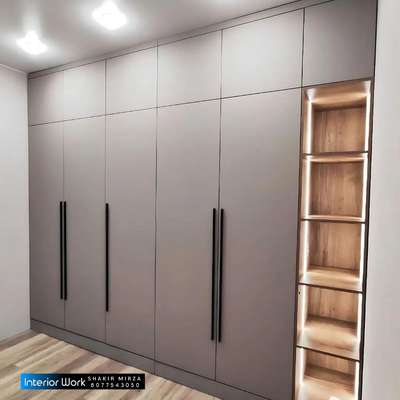 #wadrobedesign #SlidingDoorWardrobe #MasterBedroom #KingsizeBedroom #BedroomDesigns