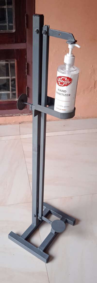 sanitizer dispenser
9947596683