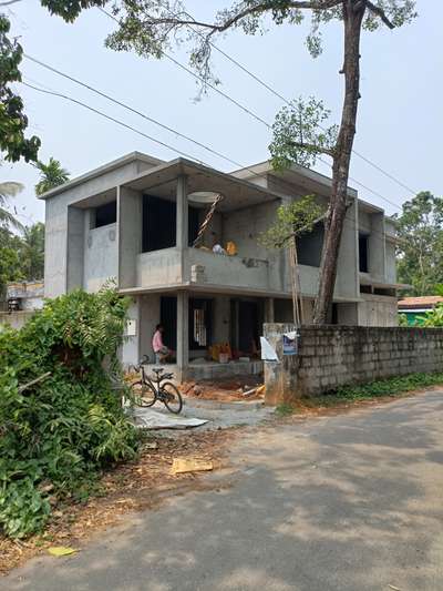 #underconstruction #residenceelevation #ongoing #HouseConstruction #Architect #architecturedaily #keralahomeplans #keralahomeideas #architectsinkerala #Kollam #new_home #homeplanners #designkerala #keralahomestyle #ContemporaryHouse #contemporaryhome  #architecturedesign  #kollamdesigner #kerala_architecture