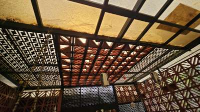 Glass Pergola work ചെയ്യുന്നവർ  ബന്ധപ്പെടുക. കണ്ണൂർ ജില്ലയിലെ പയ്യന്നൂർ ആണ് സ്ഥലം.