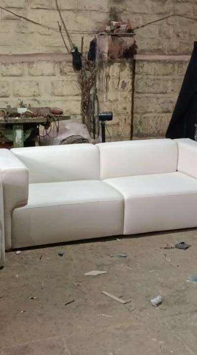 sofa works 
#LivingRoomSofa #Sofas #LeatherSofa #LUXURY_SOFA #sofaclubindia