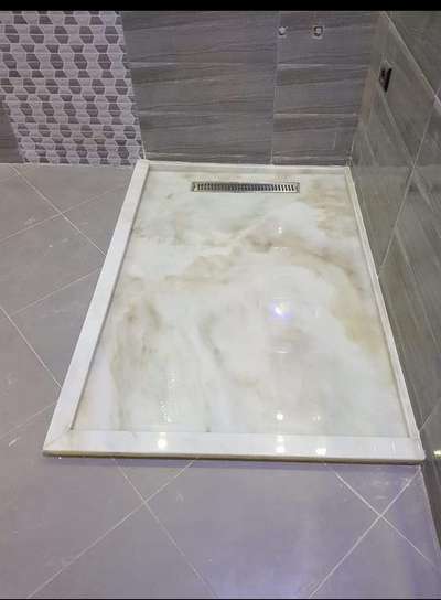 Bath area modified by marble