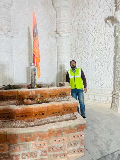टीम पूरी जोश के राम मन्दिर निर्माण कार्य मे लगी है।

अयोध्या जी 🙏
Jai shri ram 🙏

Ar Shubham Tiwari 
Shubham Tiwari Associates 
70178712224

#rammandir #ramayana #ayodhya #RSSorg #BJP4IND #bjpupwest #BJPGovernment #architecture #architect #archilovers #VHP #cmyogiadityanathji #pmoindia