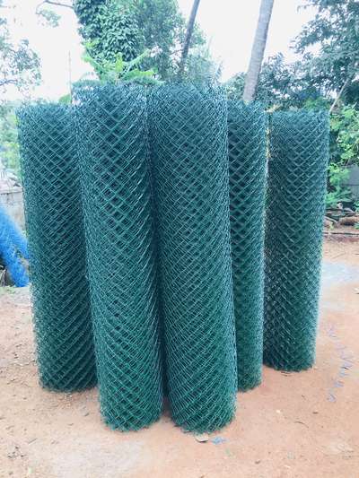 chainlink fencing 
95 39 99 98  98