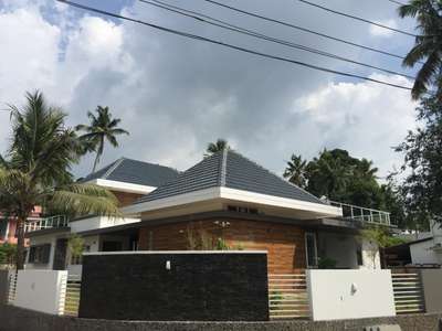 Residence at Thaikkattussery, Thrissur