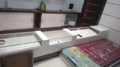 jwellery shop furniture