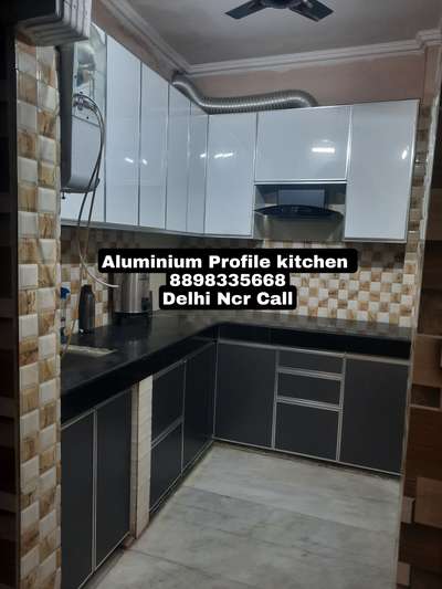 Aluminium profile kitchen cabinets termite proof water proof 🤩 #
Delhi Ncr Work call 📞 8898335668
 #KitchenRenovation #KitchenIdeas #ModularKitchen #WoodenKitchen #aluminiumkitchen #InteriorDesigner #Carpenter