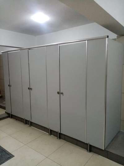 HPL toilet Cubicle