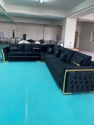 sofa repair and new sofa 
daing chair baid kushning
and wal kushning karwane ke liya coll kare 9065166927