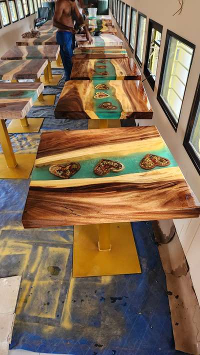 #delivered 
Epoxy table stuffed with SPICES 
EPOXIH GALLERIA 

#restaurantinterior #restaurantdesign #RectangularDiningTable #DiningTable #dinning #DINING_TABLE #Dining/Living #epoxyartwork #epoxywoodwork #epoxyfurniture #epoxyrivertable