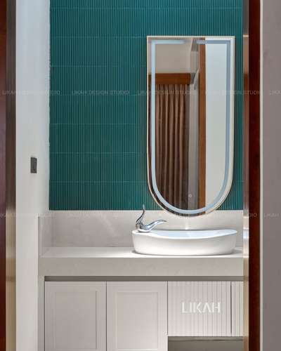 When natural light becomes the main design tool...... this wash area blends function with elegance. Engineered marble countertop, premium imported wall tiles, a custom digital mirror, and onyx marble lights come together against a rich green backsplash for a refreshing, luxe vibe. 




#washareadesigns  #luxuryinteriordesign  #OnyxLights #EngineeredMarble #InteriorInspiration #NaturalLightDesign #modernluxury  #BathroomGoals #interiordetails  #designwithpurpose