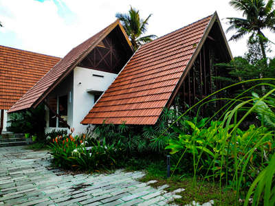 Resort house 
#LandscapeDesign #landscapingforhouses 
#Hardscaping #naturefriendlydesign