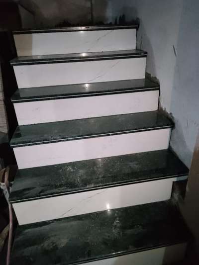 #StaircaseDecors #MarbleFlooring #HouseDesigns #Contractor