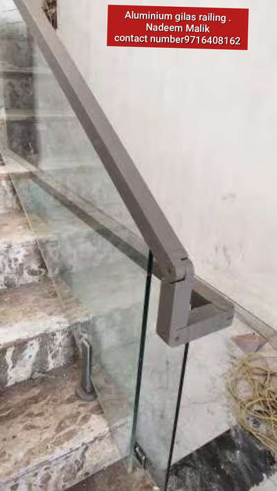 #Nadeem.malik
S.S. M S. aluminium railing gate skylight work contact me 9716408162