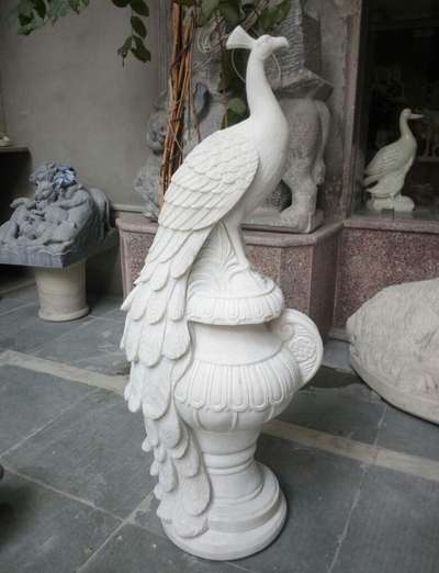 Peacock Marble Statue for your garden and hotels.

Decor Your Garden And Hotels from Amazing design of statue.

We are manufacturer of Marble and sandstone fountain and Statue.

We make any design According to your requirements and Size. 

For more information.
Contact us. 8955952305
.
.
.
.
.
.
.
.
.
#white #marble #statue #fountain #homedecor #peacock #statue #koloapp #zaidmarbless #bestquality #premiumquality #bestpriceguarantee #viralpost #explorepage✨ #follow #like #comment #share