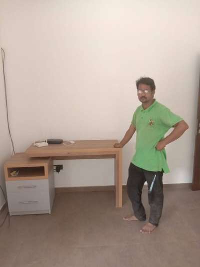 कारपेंटरो के लिए मुझे कॉल करें: 99 272 888 82
Contact: For Kitchen & Cupboards Work
I work only in labour rate carpenter available in all India Whatsapp me https://wa.me/919927288882________________________________________________________________________________
#kerala #Sauthindia #india #Contractor  #HouseConstruction  #KeralaStyleHouse  #MixedRoofHouse  #keralaarchitecture  #LShapeKitchen  #Kozhikode  #Ernakulam  #calicut  #Kannur  #trending  #Thrissur  #construction #wardrobe, #TV_unit, #panelling, #partition, #crockery, #bed, #dressings_table #washing _counter #ഹിന്ദി_ആശാരി #കേരളം #മലയാളം